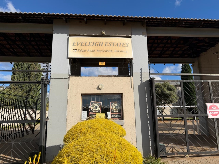 2 Bedroom Property for Sale in Eveleigh Gauteng