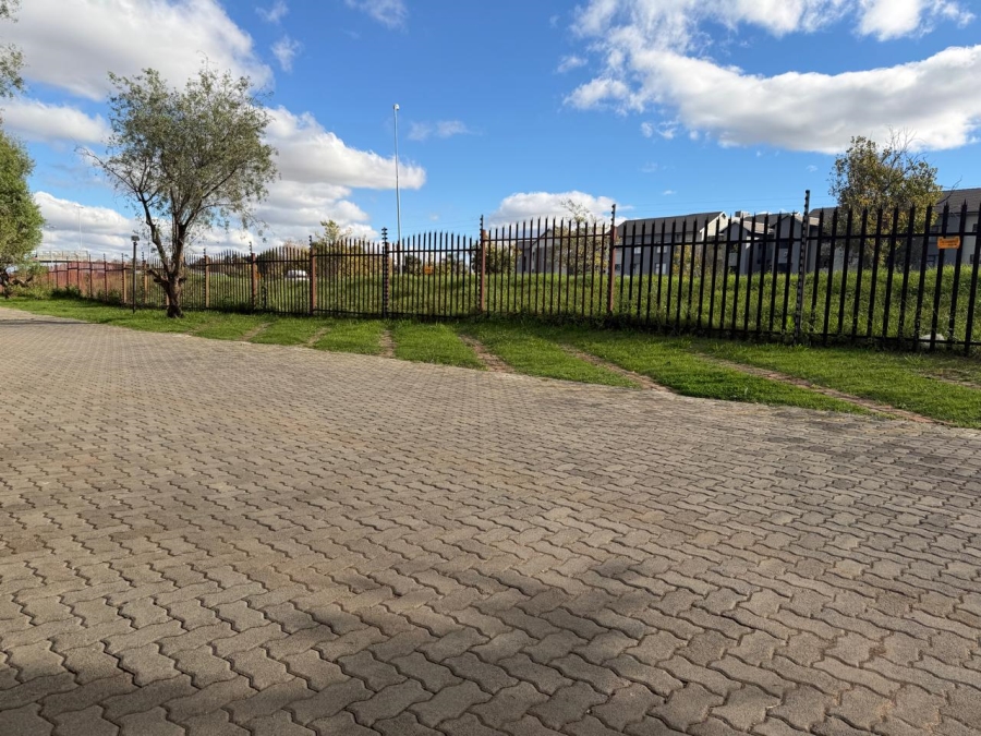 2 Bedroom Property for Sale in Eveleigh Gauteng