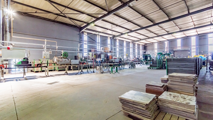 To Let Commercial Property for Rent in Waterval Gauteng