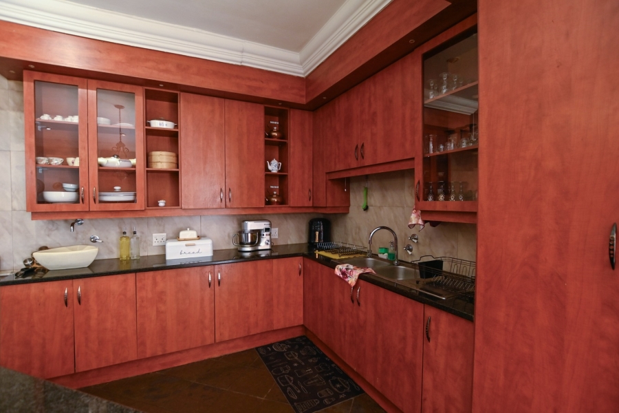 6 Bedroom Property for Sale in Roodeplaat Gauteng
