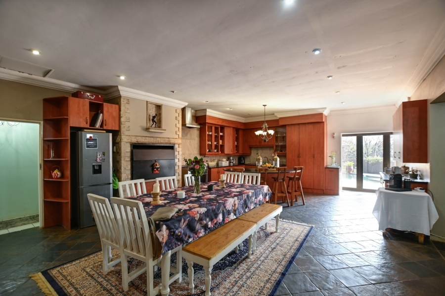 6 Bedroom Property for Sale in Roodeplaat Gauteng