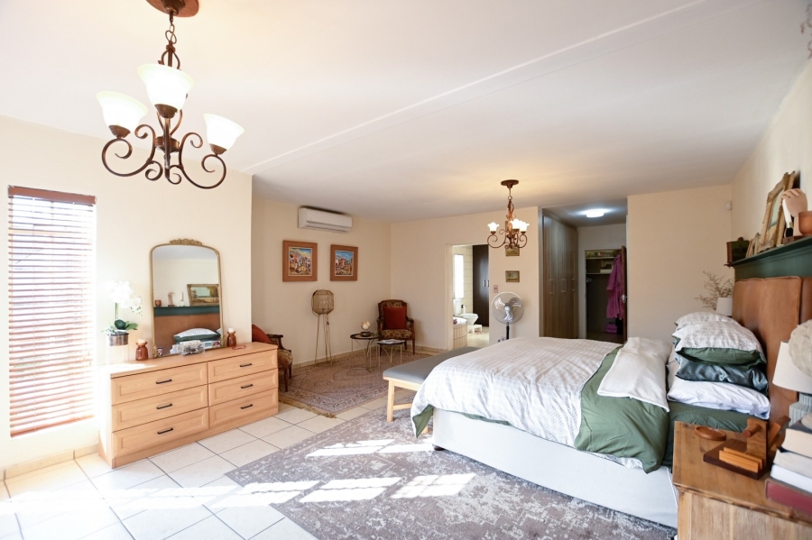 6 Bedroom Property for Sale in Roodeplaat Gauteng