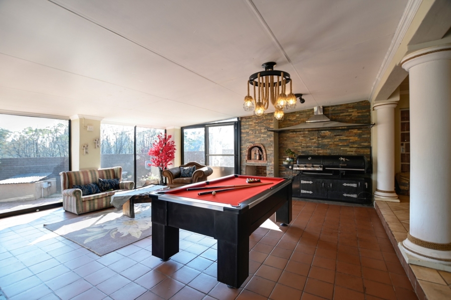 6 Bedroom Property for Sale in Roodeplaat Gauteng