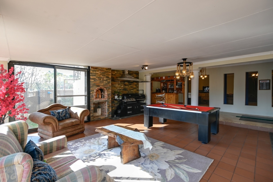 6 Bedroom Property for Sale in Roodeplaat Gauteng