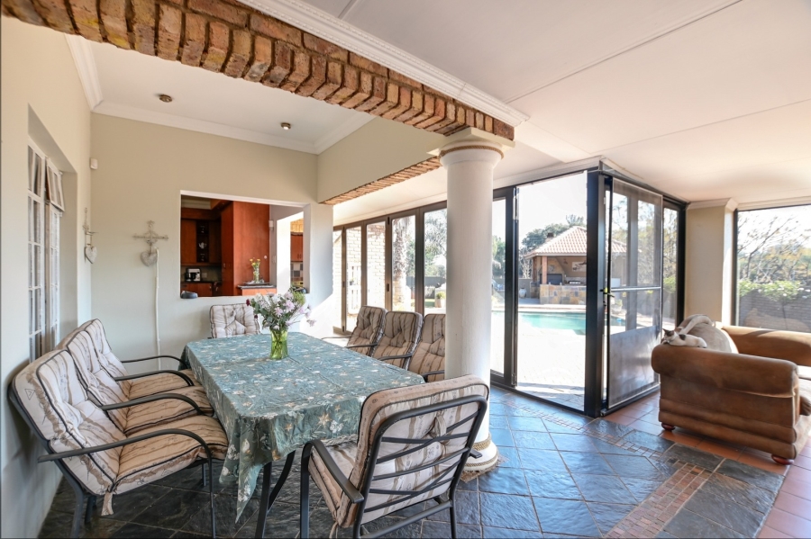 6 Bedroom Property for Sale in Roodeplaat Gauteng