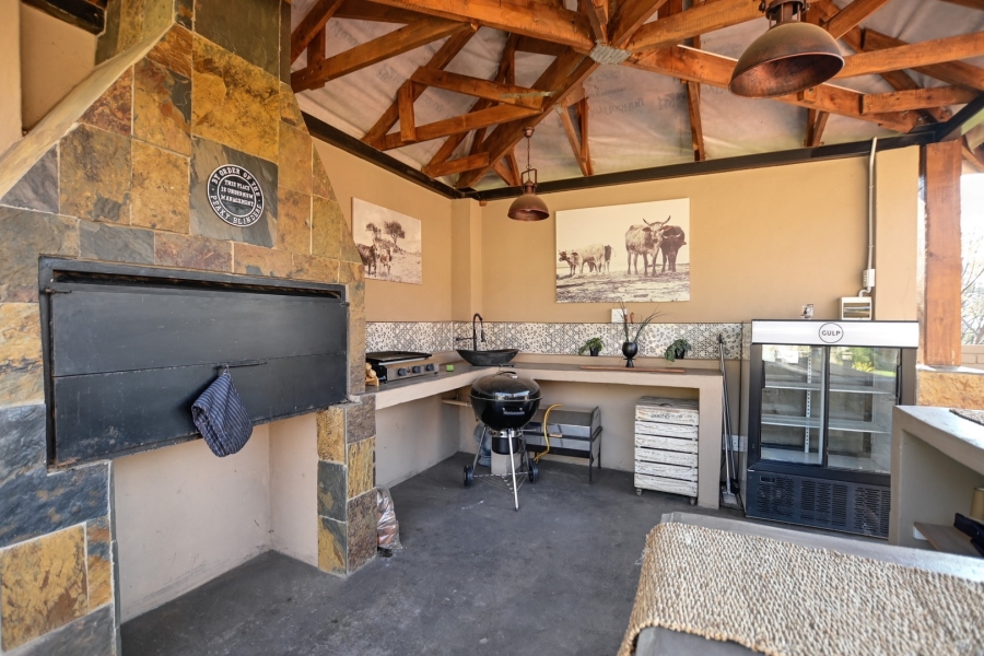 6 Bedroom Property for Sale in Roodeplaat Gauteng