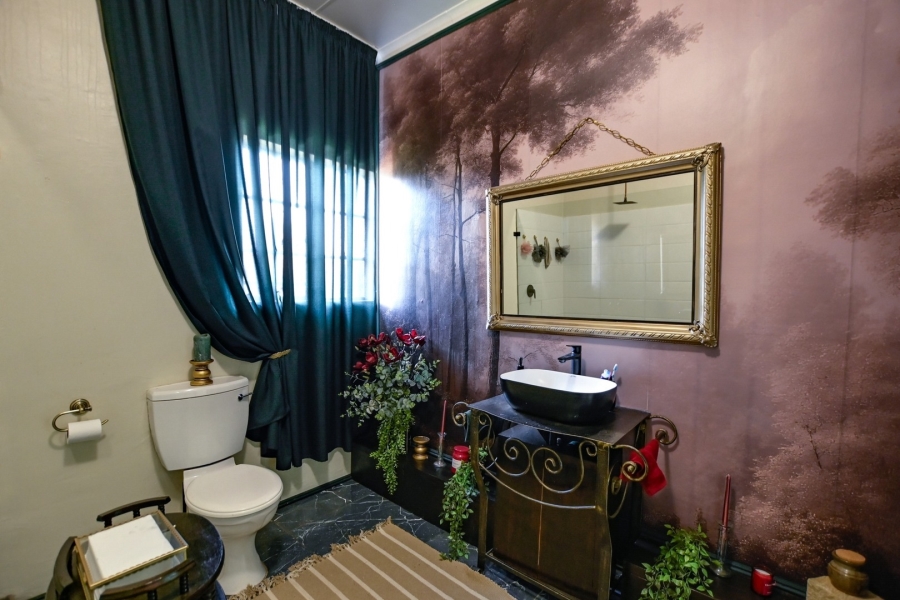 6 Bedroom Property for Sale in Roodeplaat Gauteng