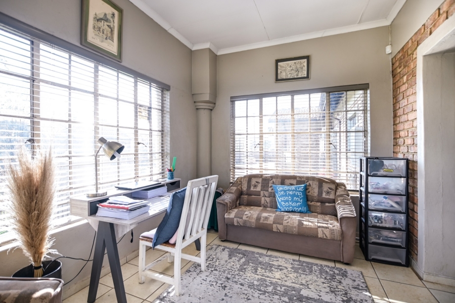 6 Bedroom Property for Sale in Roodeplaat Gauteng