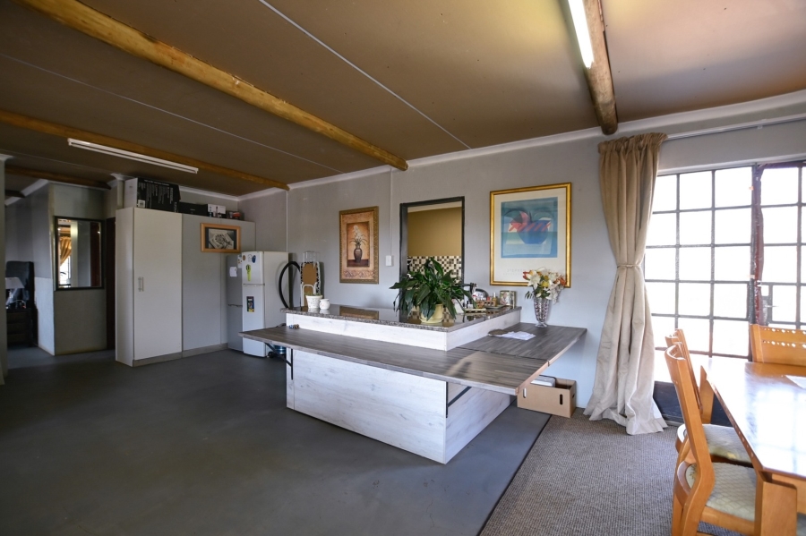 6 Bedroom Property for Sale in Roodeplaat Gauteng