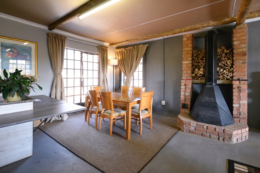 6 Bedroom Property for Sale in Roodeplaat Gauteng