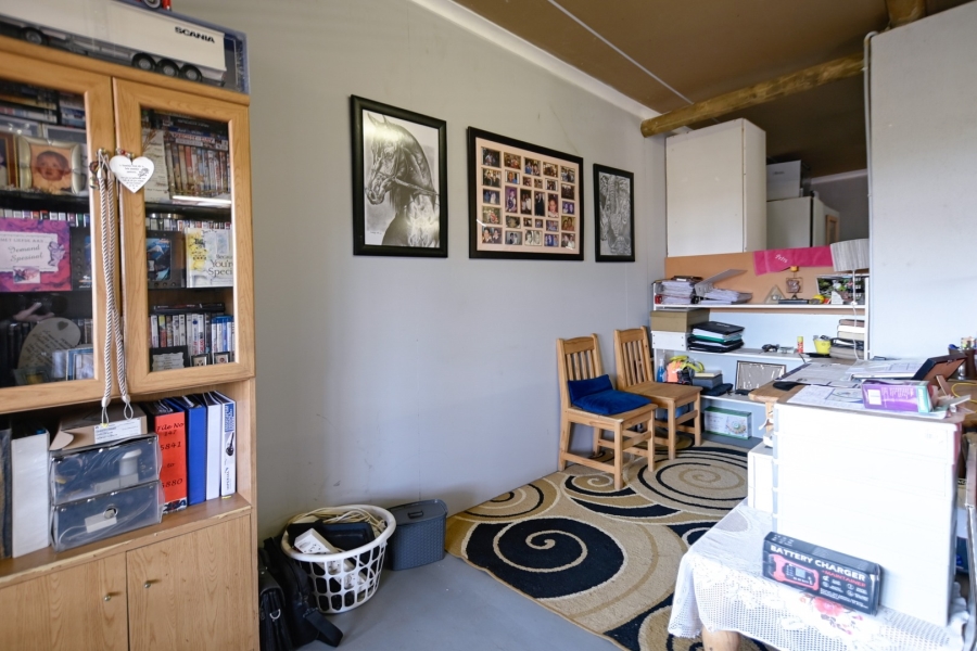 6 Bedroom Property for Sale in Roodeplaat Gauteng