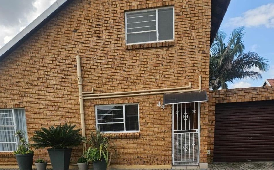 3 Bedroom Property for Sale in Bonaero Park Gauteng
