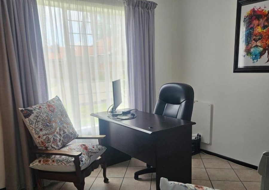 3 Bedroom Property for Sale in Bonaero Park Gauteng