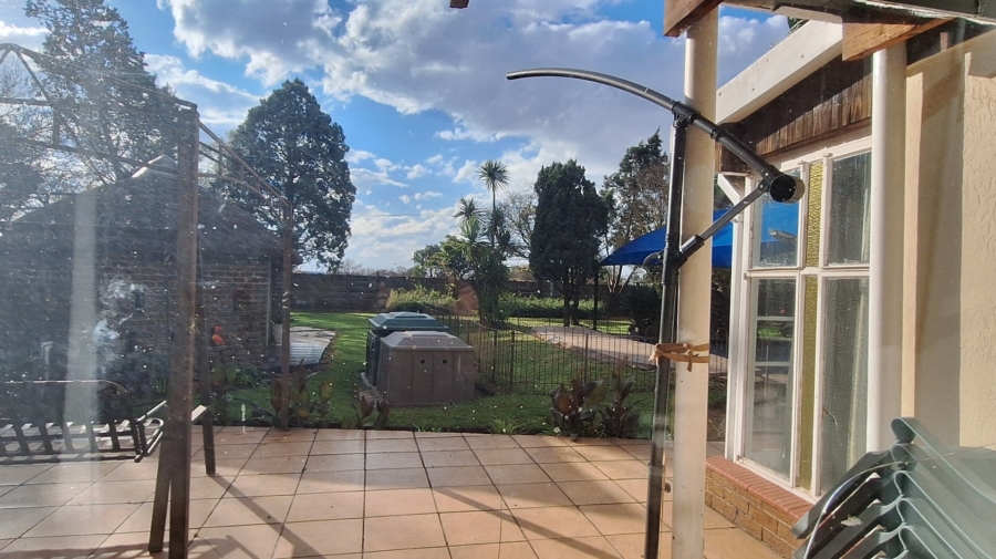 4 Bedroom Property for Sale in Lamontpark Gauteng