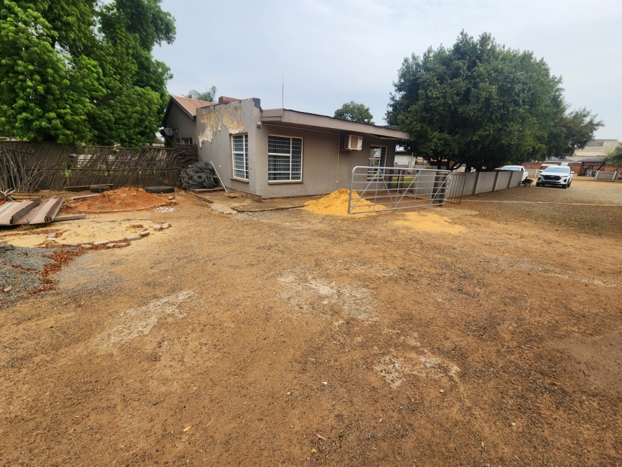 3 Bedroom Property for Sale in Bartlett Gauteng