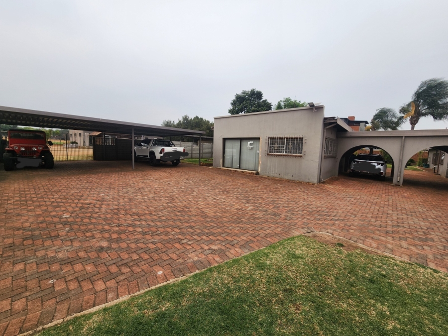 3 Bedroom Property for Sale in Bartlett Gauteng