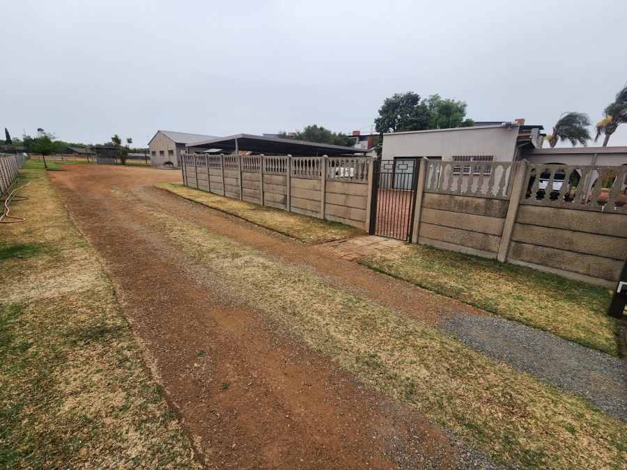 3 Bedroom Property for Sale in Bartlett Gauteng