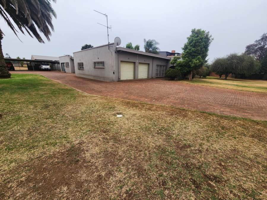 3 Bedroom Property for Sale in Bartlett Gauteng