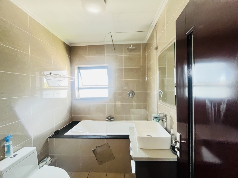 To Let 1 Bedroom Property for Rent in Kengies Gauteng