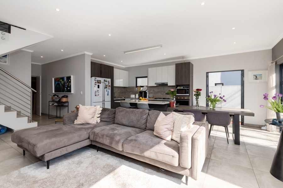 3 Bedroom Property for Sale in Bryanston Gauteng