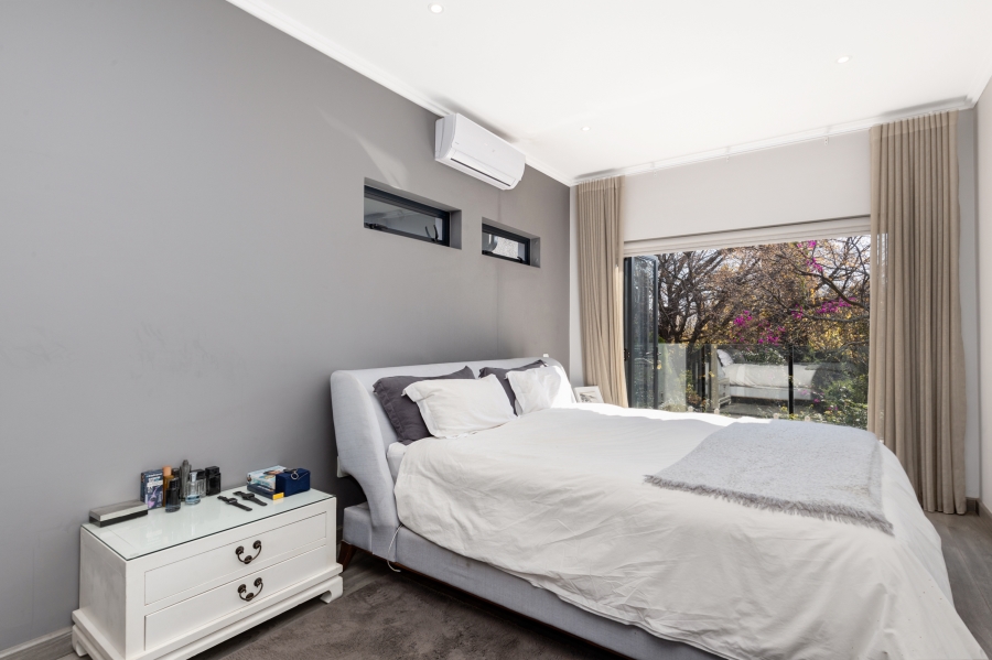 3 Bedroom Property for Sale in Bryanston Gauteng