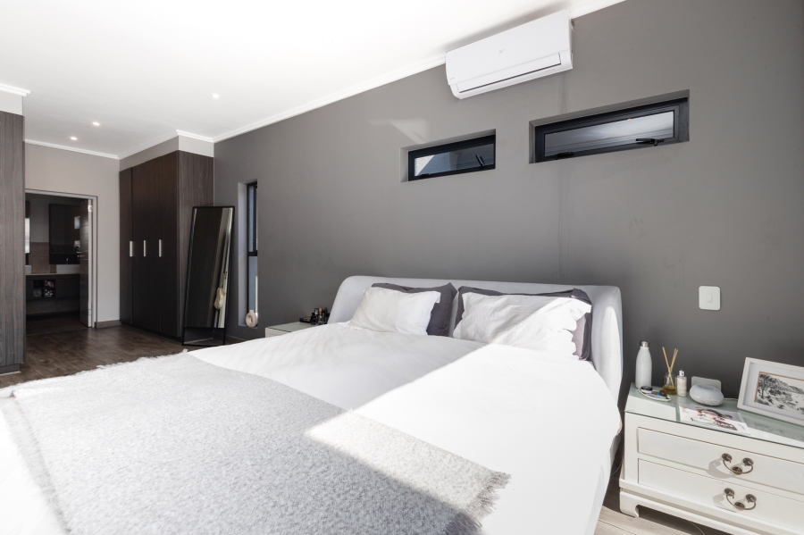3 Bedroom Property for Sale in Bryanston Gauteng