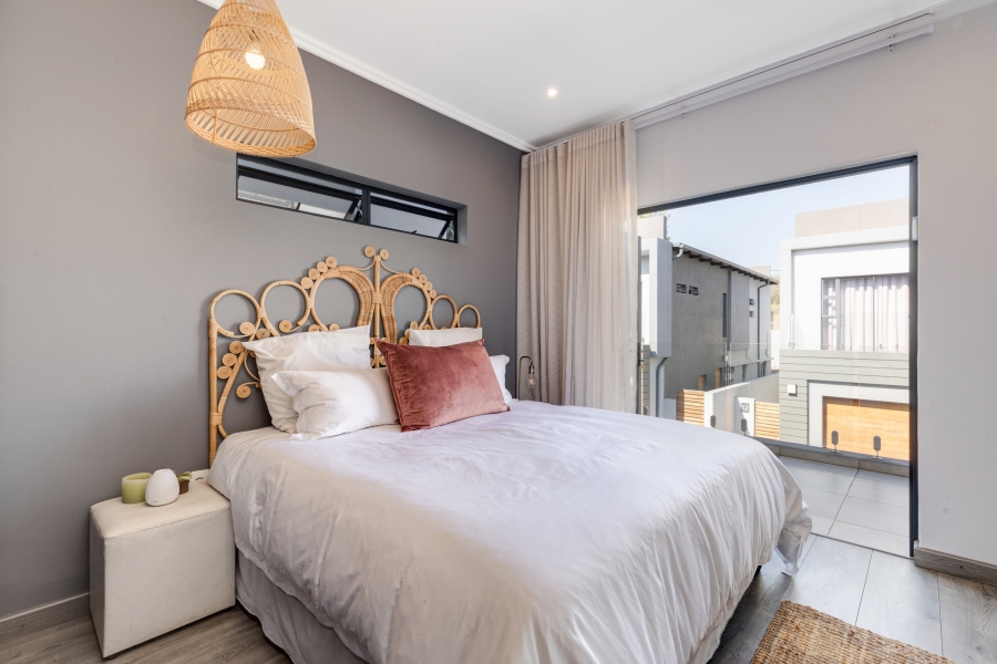 3 Bedroom Property for Sale in Bryanston Gauteng
