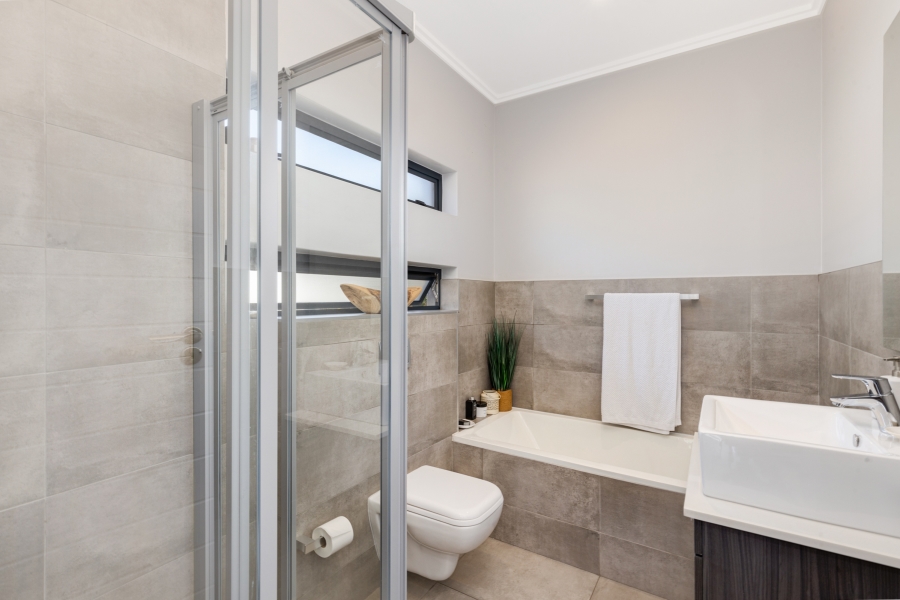 3 Bedroom Property for Sale in Bryanston Gauteng