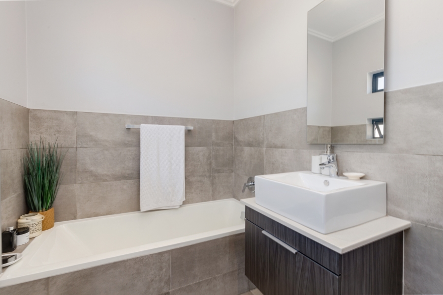 3 Bedroom Property for Sale in Bryanston Gauteng