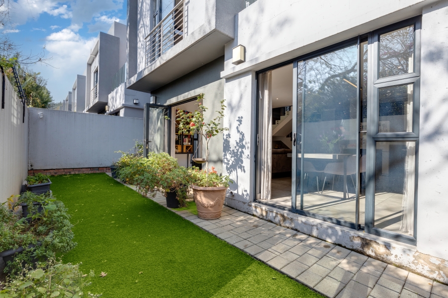 3 Bedroom Property for Sale in Bryanston Gauteng