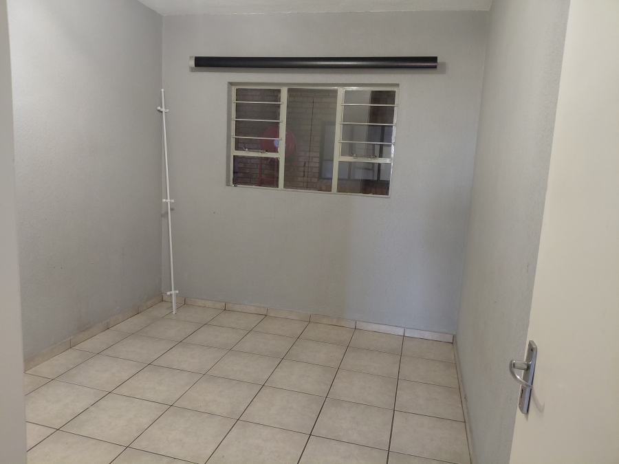 To Let 2 Bedroom Property for Rent in Alberton North Gauteng