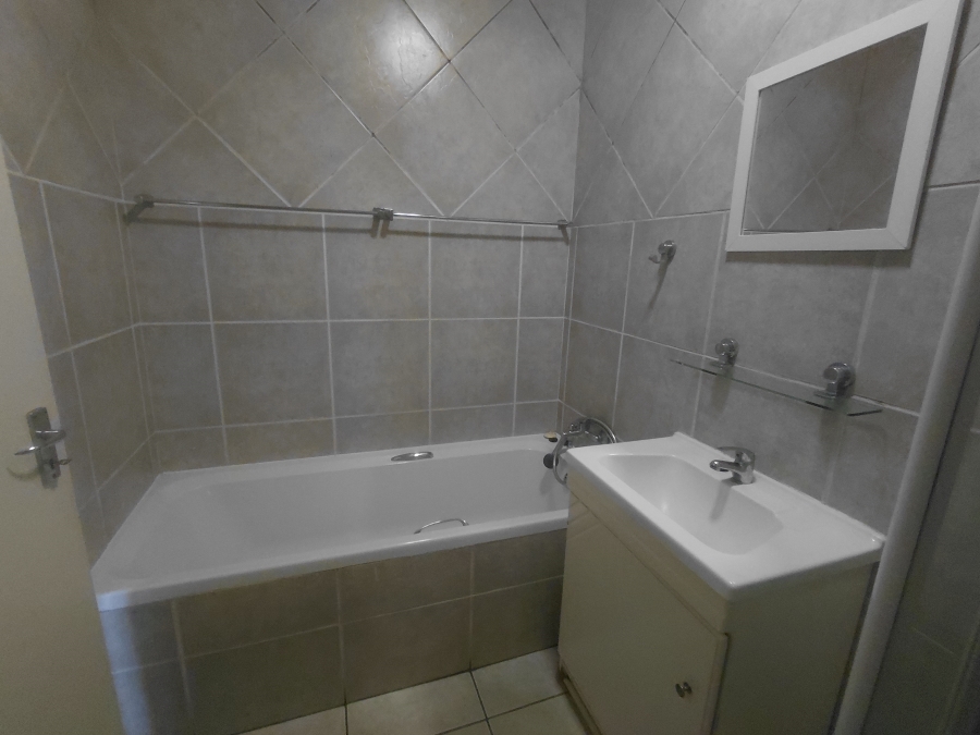 To Let 2 Bedroom Property for Rent in Alberton North Gauteng