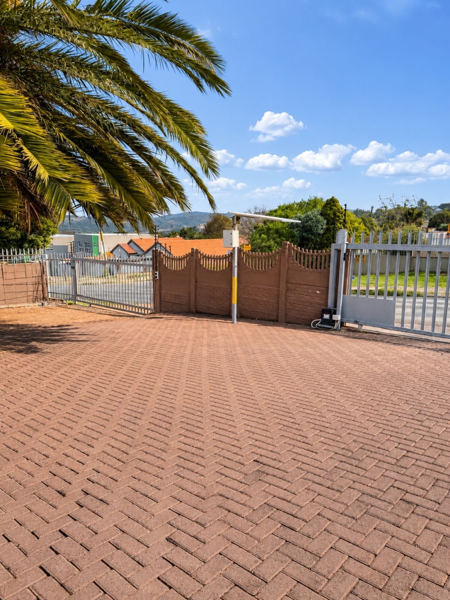 To Let Commercial Property for Rent in Mulbarton Gauteng