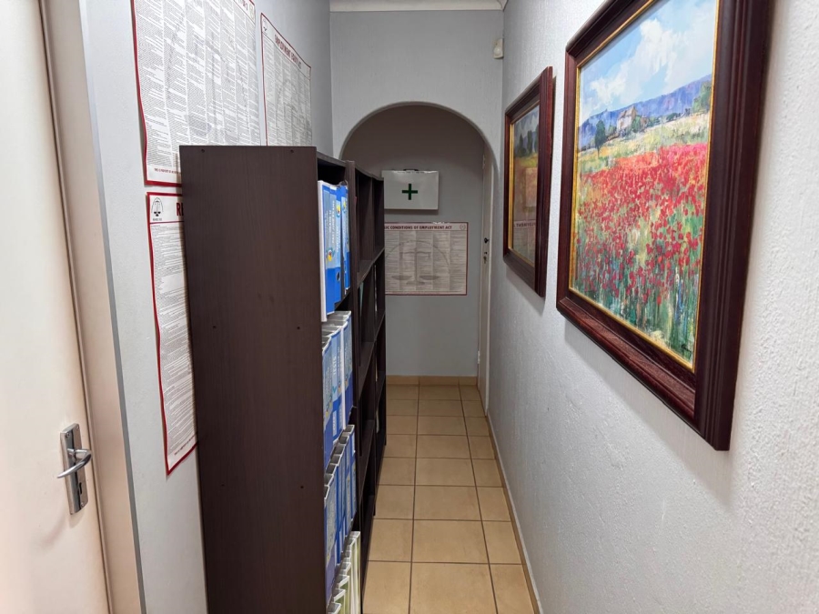 To Let Commercial Property for Rent in Mulbarton Gauteng