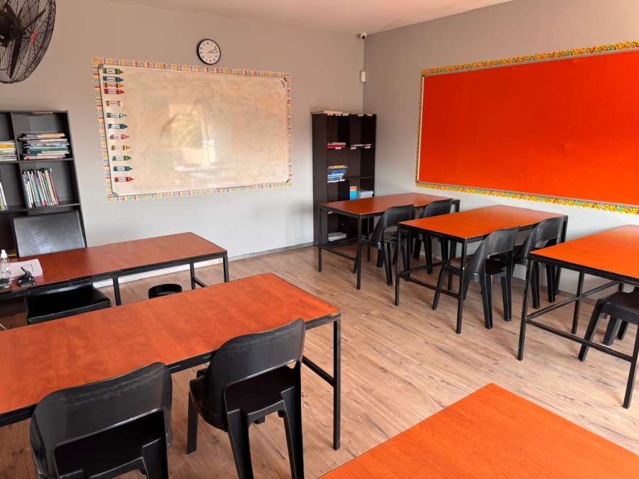 To Let Commercial Property for Rent in Mulbarton Gauteng