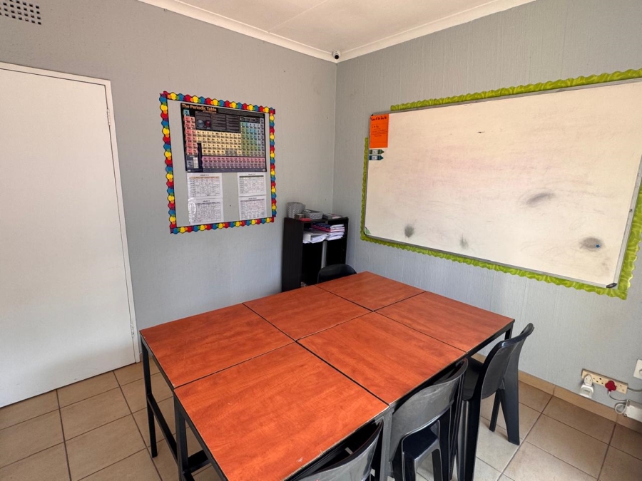 To Let Commercial Property for Rent in Mulbarton Gauteng
