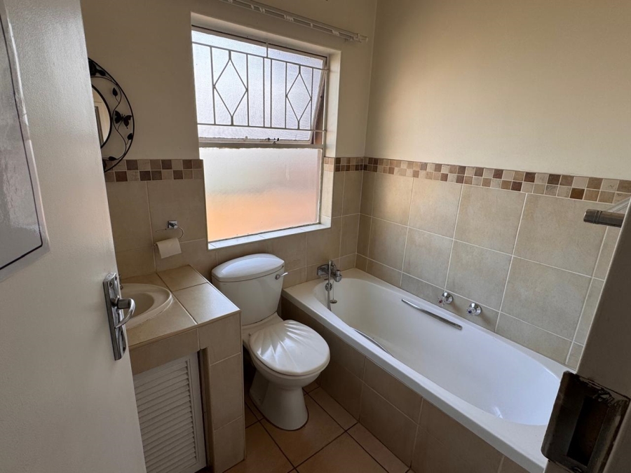 To Let Commercial Property for Rent in Mulbarton Gauteng