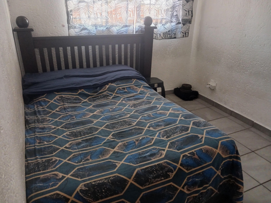 2 Bedroom Property for Sale in Die Hoewes Gauteng