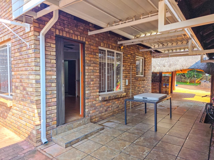 1 Bedroom Property for Sale in Florauna Gauteng