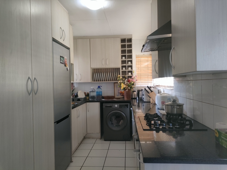3 Bedroom Property for Sale in Eden Glen Gauteng