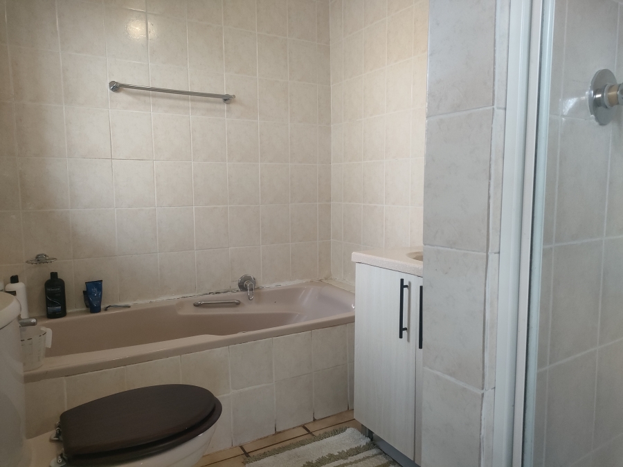 3 Bedroom Property for Sale in Eden Glen Gauteng