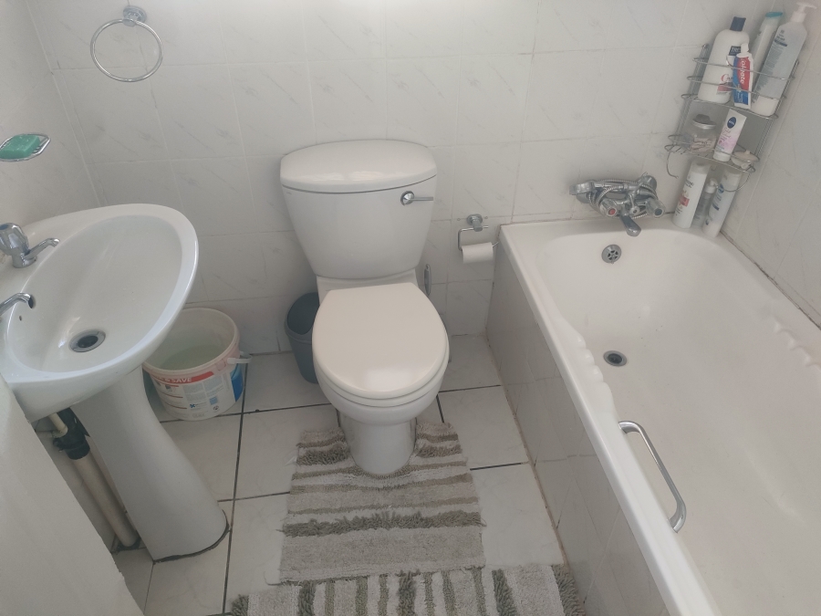 3 Bedroom Property for Sale in Eden Glen Gauteng