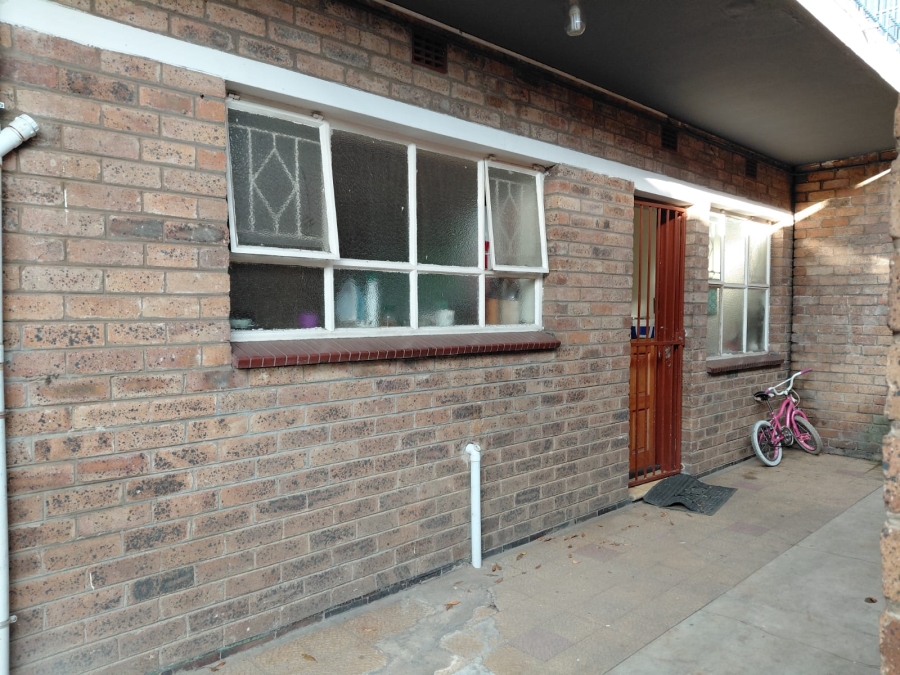 1 Bedroom Property for Sale in Dalview Gauteng