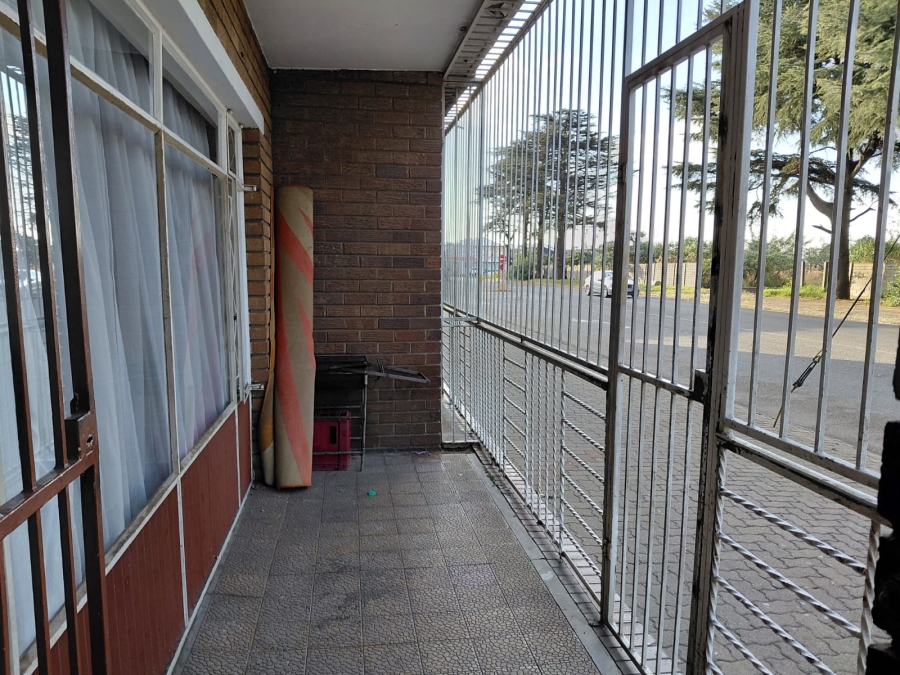 1 Bedroom Property for Sale in Dalview Gauteng