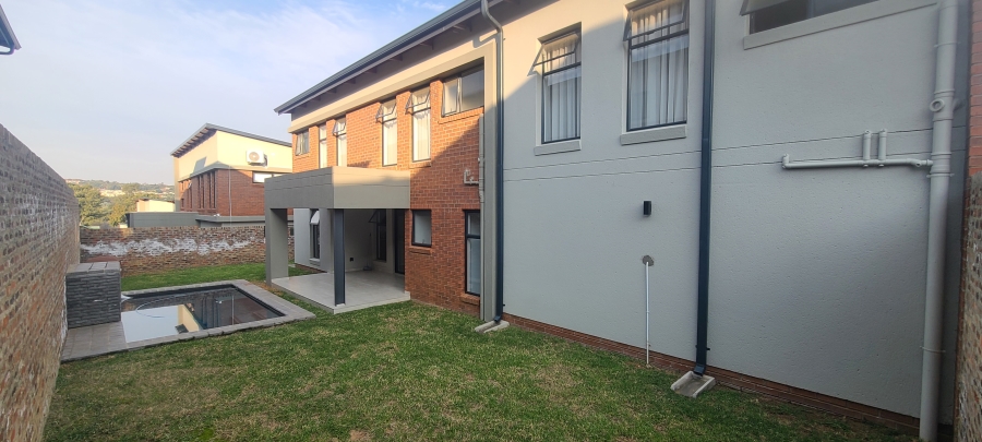 3 Bedroom Property for Sale in Carlswald Estate Gauteng