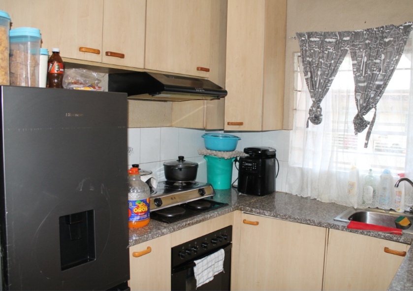 1 Bedroom Property for Sale in South Kensington Gauteng