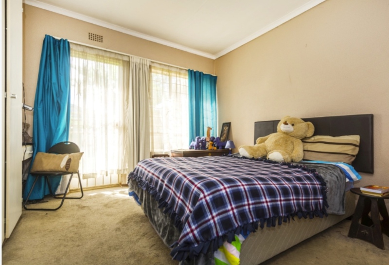 3 Bedroom Property for Sale in Simmerfield Gauteng