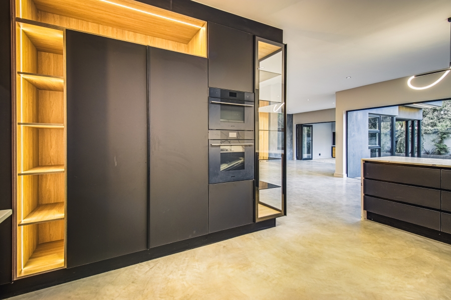 4 Bedroom Property for Sale in Parkhaven Gauteng
