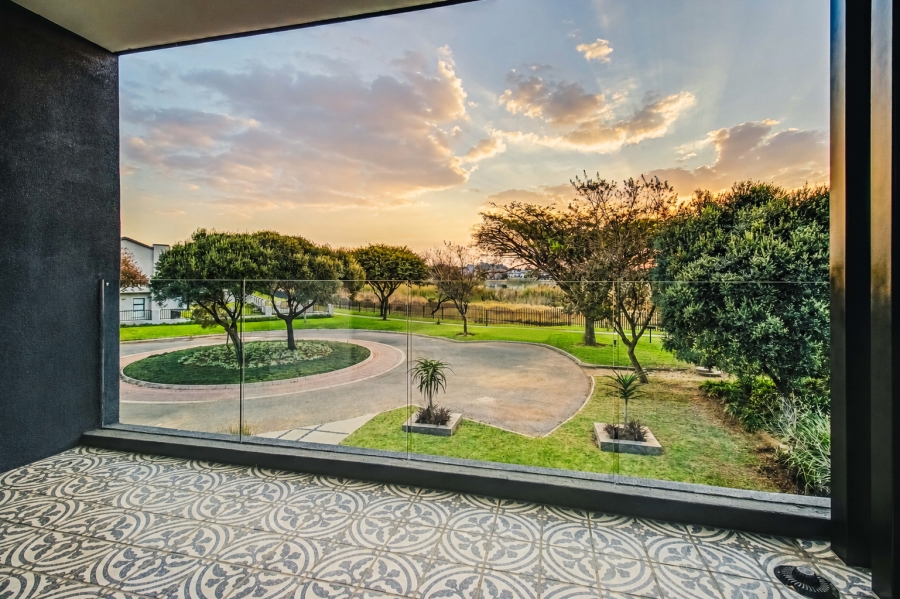 4 Bedroom Property for Sale in Parkhaven Gauteng