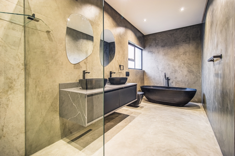 4 Bedroom Property for Sale in Parkhaven Gauteng